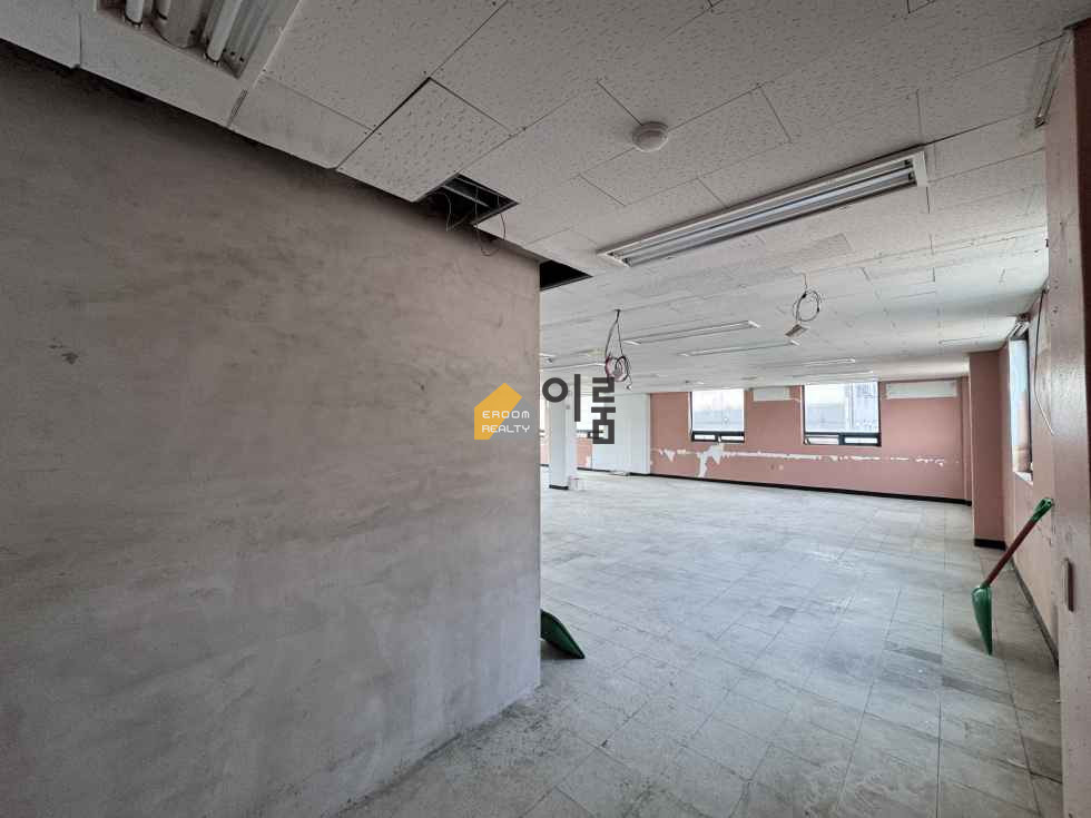 서울 광진구 중곡동 [3층 사무실월세] 보3000월300관20 / 중곡동,주차(기계식),즉시입주,내부화장실(공용),철거 월세 매물번호 13876 사진 5