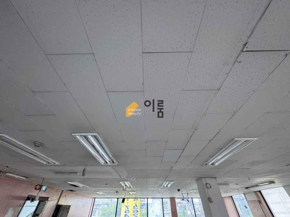 서울 광진구 중곡동 [3층 사무실월세] 보3000월300관20 / 중곡동,주차(기계식),즉시입주,내부화장실(공용),철거 월세 매물번호 13876 사진 7