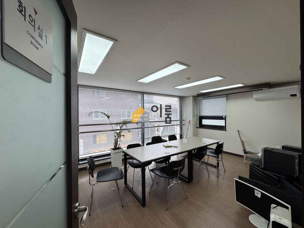 서울 광진구 군자동 [3층 사무실월세] 보5000~1억월400~375관40 / 군자동,주차,즉시입주,룸인테리어 월세 매물번호 13909 사진 9