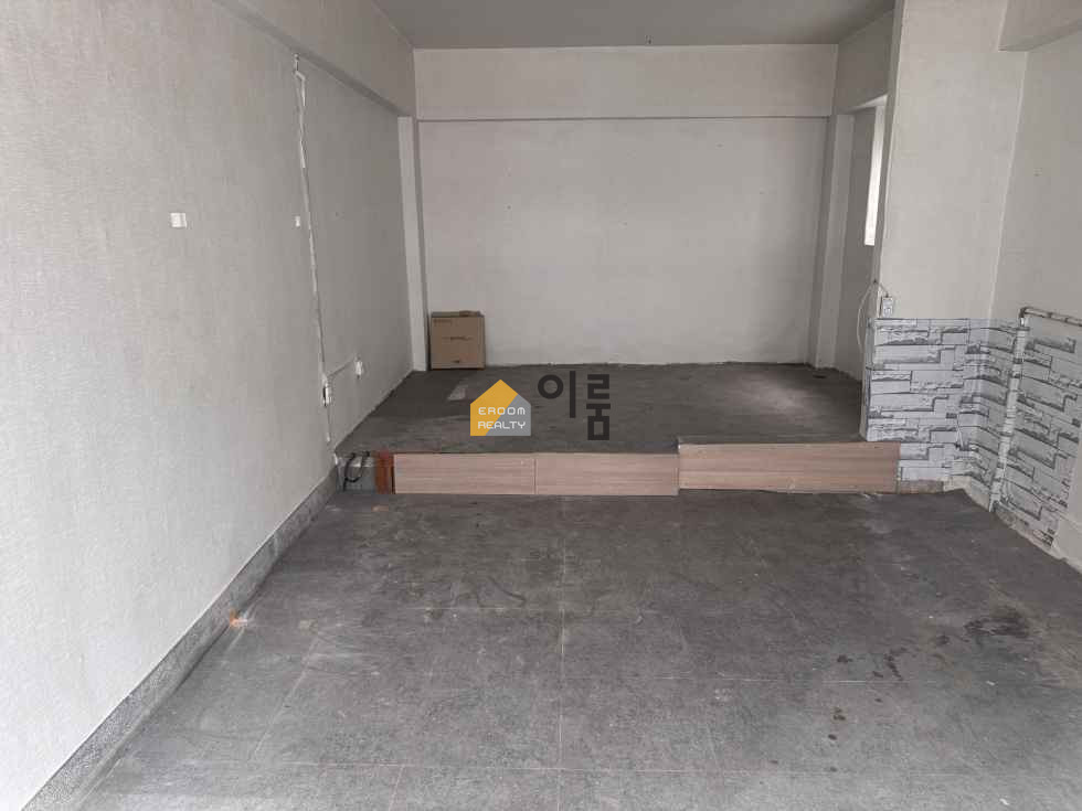 서울 광진구 중곡동 [1층 상가월세] 보2000월60관0 / 중곡동,즉시입주,VAT별도(계산서발행여부 확인전) 월세 매물번호 13612 사진 2