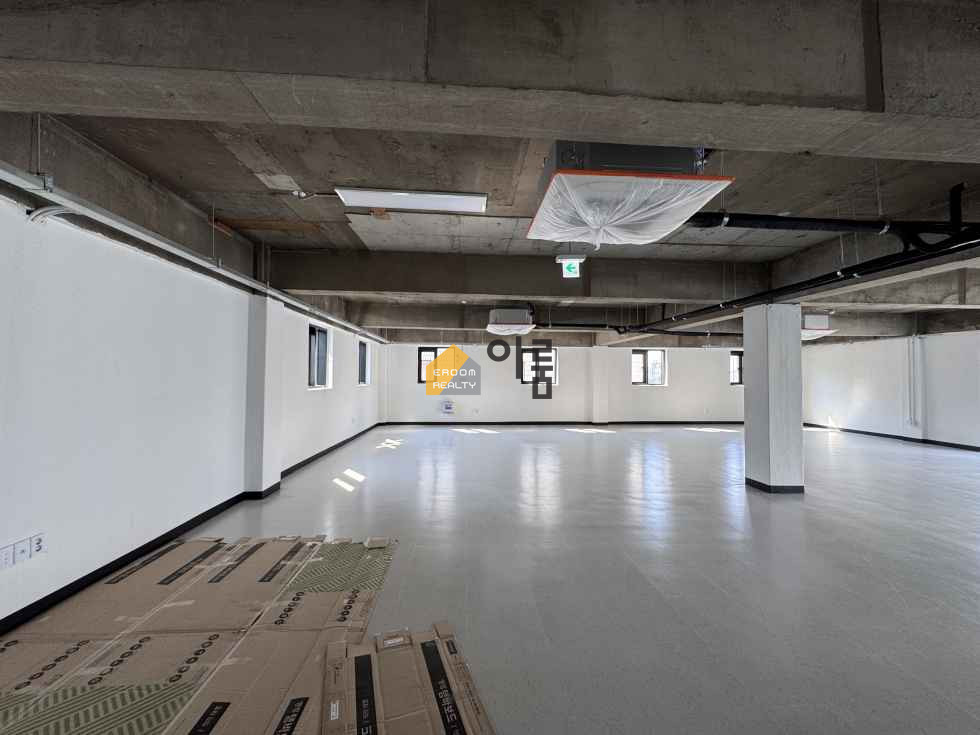 서울 광진구 군자동 [4층 사무실월세] 보4240월424관39.4 / 군자동,주차(기계식),즉시입주 월세 매물번호 13821 사진 2