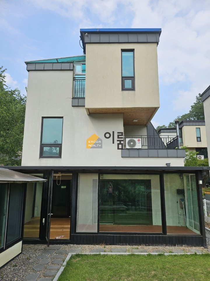 경기 양평군 서종면 수입리 [3층건물 통매] 매가 4억5000 / 양평,서종면,주차(1대),즉시입주,단독주택 매매 매물번호 14043 사진 1