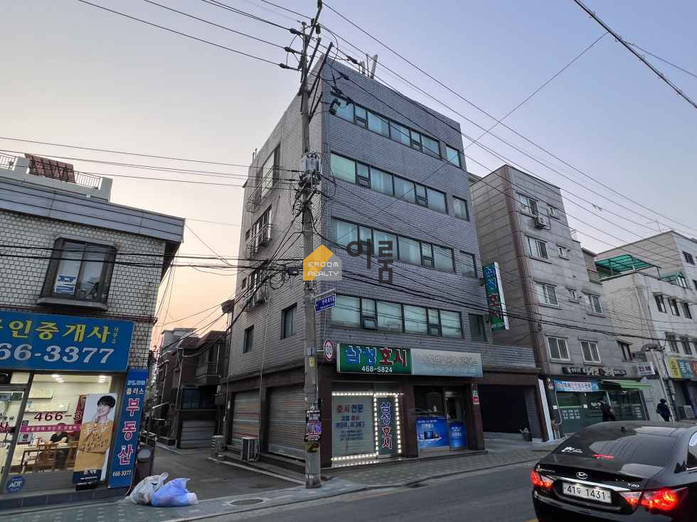 서울 광진구 중곡동 [5층건물 통매] 매가 35억 / 중곡동,대지45.5평(평당 7692만),대로변,실거주 매매 매물번호 11658 사진 1