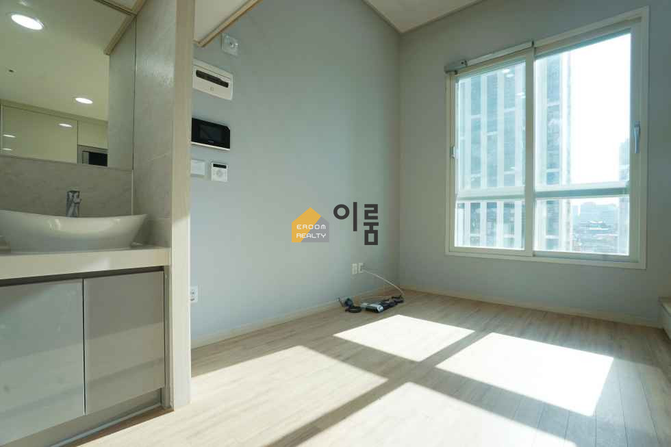서울 광진구 중곡동 [14층 원룸매매] 매가 1억7500관12 / 중곡동,대출,주차(+5예상),협의후가능(26.09.20만기),오피스텔,전입신고,남서향,임대사업자 매매 매물번호 14213 사진 3