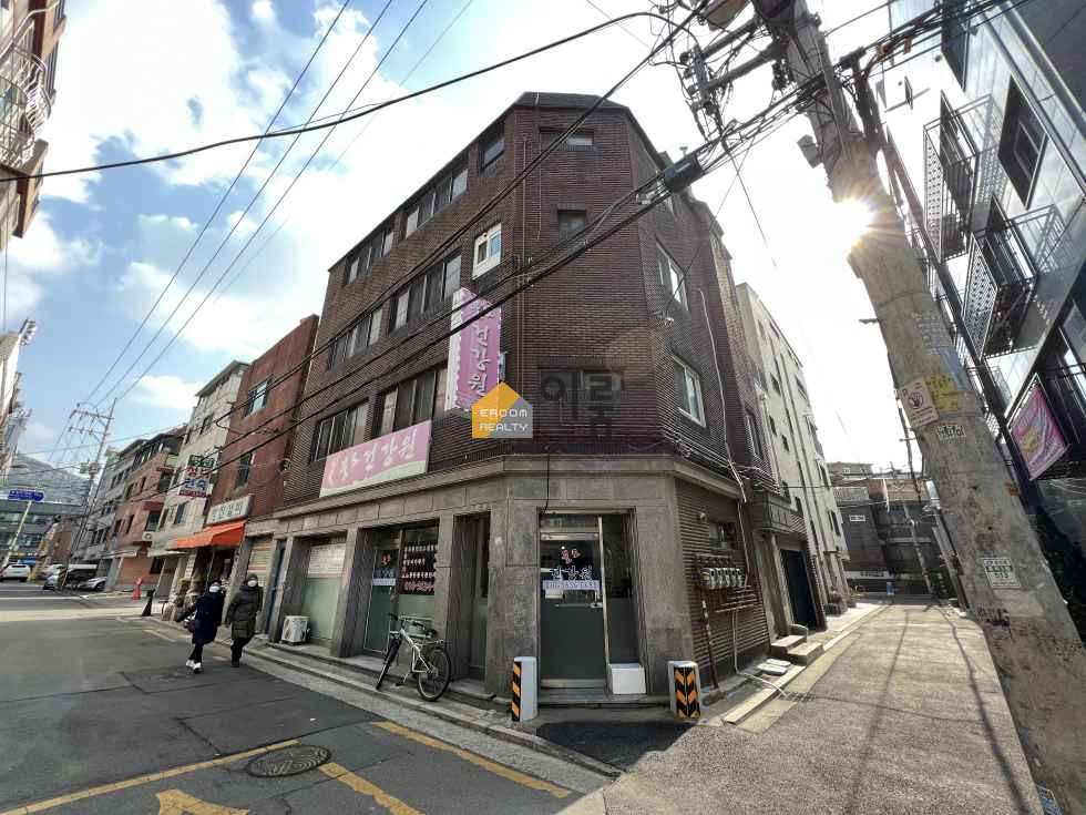 서울 광진구 중곡동 [4층건물 통매] 매가 17억 / 중곡동,대지41.6평(평당4090),상가주택 매매 매물번호 11446 사진 1
